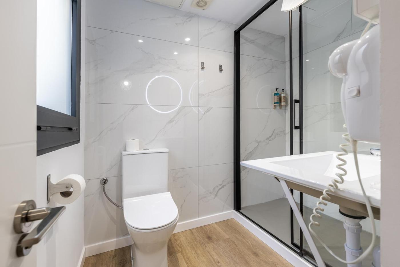 Regina Selfcheck-In Smart Rooms Palma de Mallorca Exterior photo