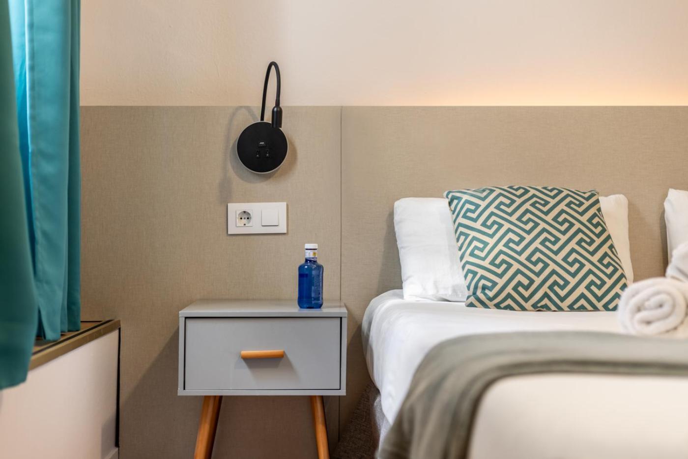 Regina Selfcheck-In Smart Rooms Palma de Mallorca Exterior photo